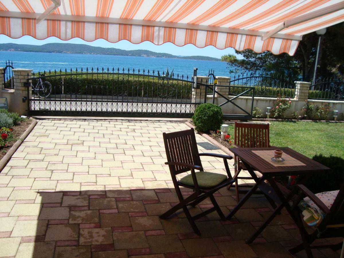 Apartman Strk Sukosan Exterior photo
